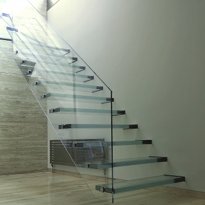 Ledborough Custom Glass Staircase